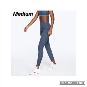 VS PINK buttery soft leggings